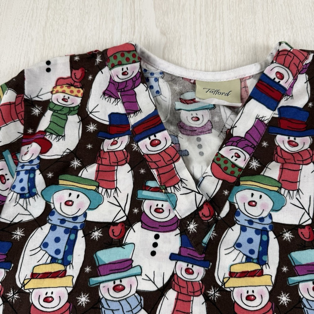 Vtg Tafford Scrub Top Woman Extra Small Christmas Holiday Snowman Whimsy Cotton